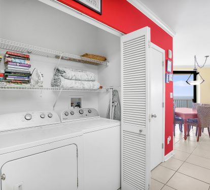 Washer/Dryer/Utility