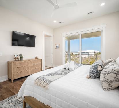 3rd Level Master Bedroom