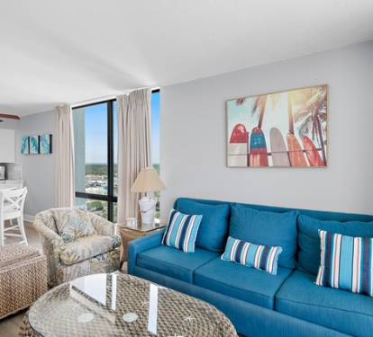 Beautifully decorated spacious living area
