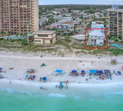 Unbeatable beachfront location &mdash; steps from the sand with incredible ocean views!