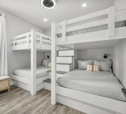 Bunk bedroom