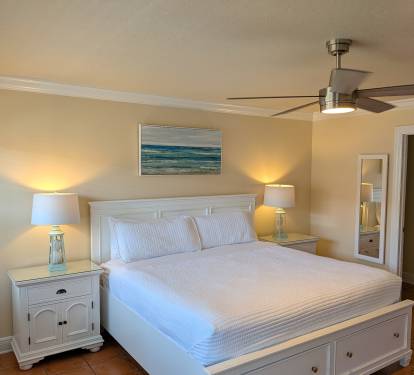 King Bed with storage