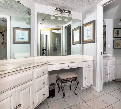 Large master vanity table