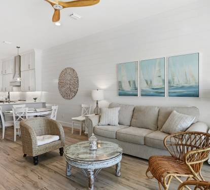 Main level living/dining room
