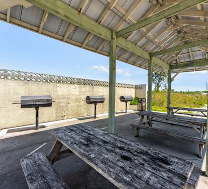 Pinnacle Port Grilling Area