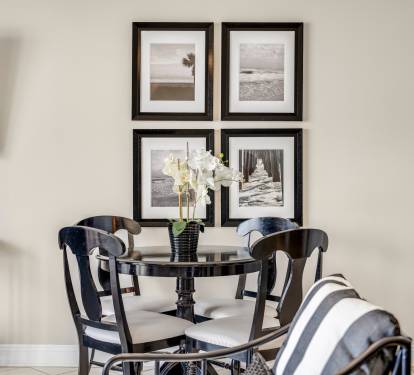 Room for four to dine
