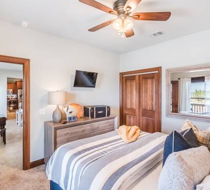 Guest Bedroom 2 (Double)