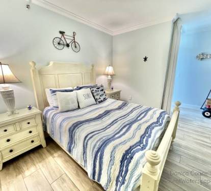 Guest Bedroom - Queen