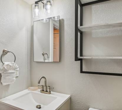 Upper level Bathroom