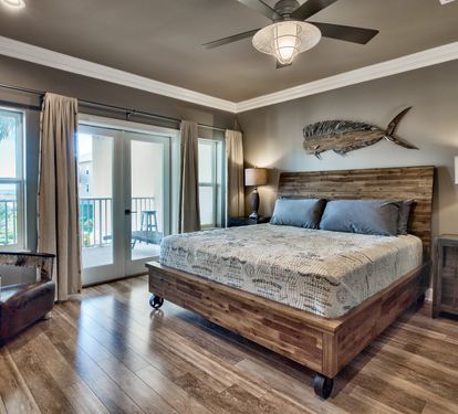 Master King with balcony and ensuite
