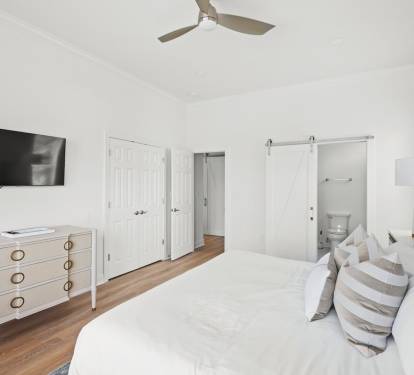 Second Floor: King Bedroom Ensuite 