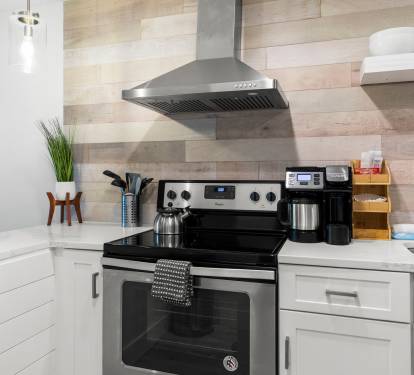 Beautifully updated kitchen with everything you need, including flex brew coffee maker, bring pods or ground coffee