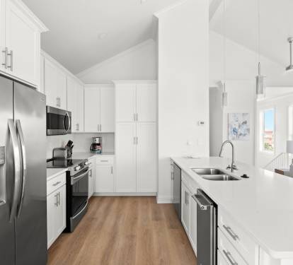 Third Floor: Kitchen