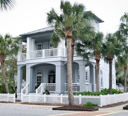 Welcome to The Quarterdeck at Carillon!