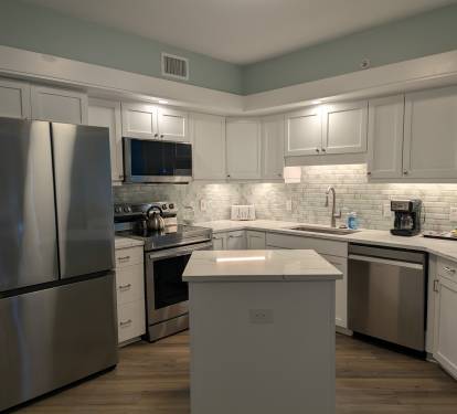 Updated Kitchen with functional island