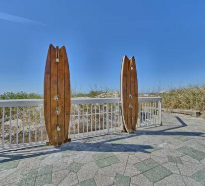 Rinse stations