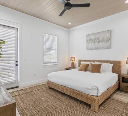 Bedroom # 1: King Suite (First Floor)