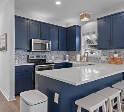 Updated Fully Loaded Kitchen