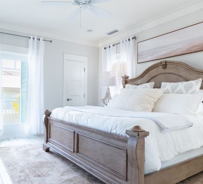 2nd Floor Onsuite Primary Bedroom with King Bed