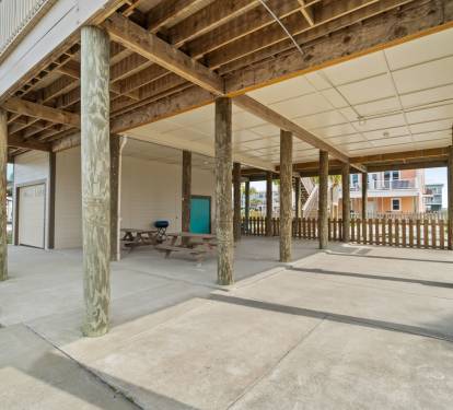 Hangout Space Under Home