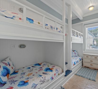 Bunk Room, 4 twins
Connected to downstairs King Bedroom