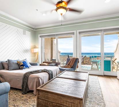 Living room with sofa bed and gorgeous Gulf of Mexico views.