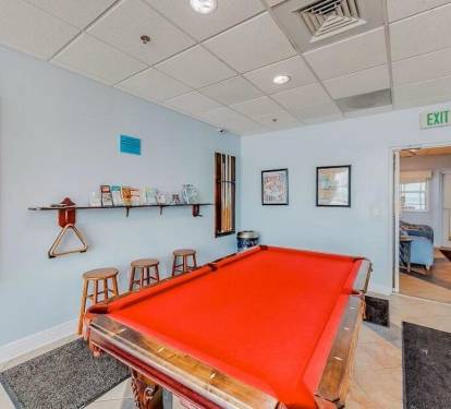 Pool Table/Game Room