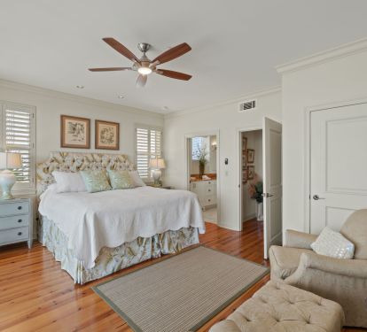 Master Bedroom (King)