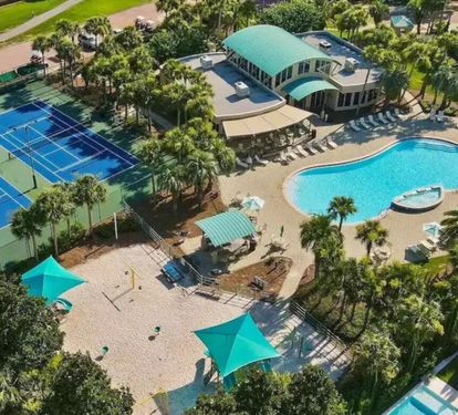 Access to all amenities in one of Destin’s most feature-packed communities