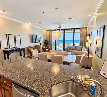 Kitchen/Living