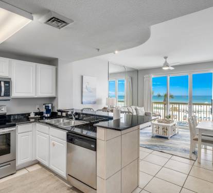 Fully functioning kitchen