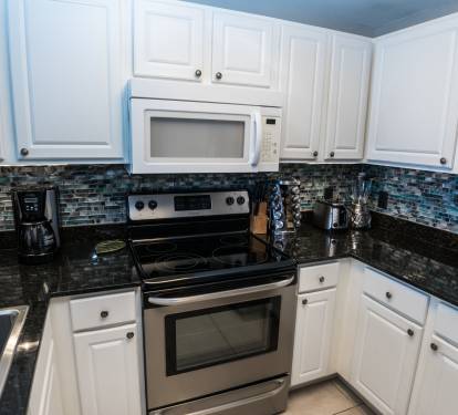 Fully Equipped Kitchen!