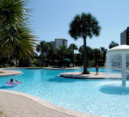 Large Lagoon Pool ~ great for kids to adults! Mushroom and graduated entry for all