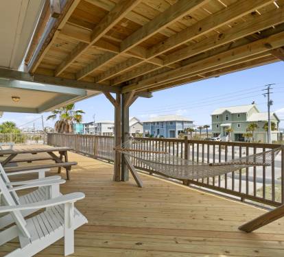 Spacious Deck