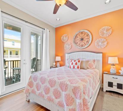 Guest Bedroom 1 (Queen)
