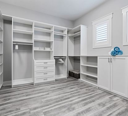 Master Suite Closet