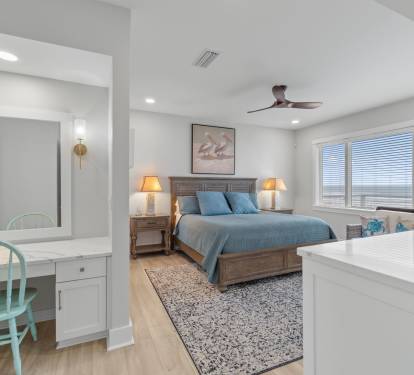 Master Bedroom (King)