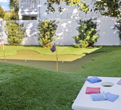 Corn hole