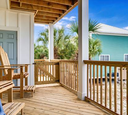 Huge Lounging Deck