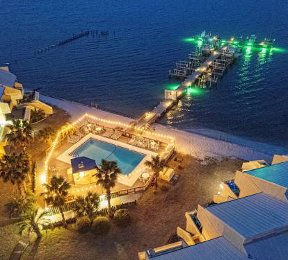 Beautiful Boat Dock & Pool at Night!