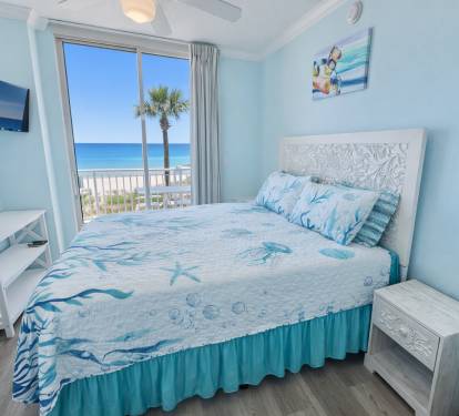 Guest Bedroom, Queen