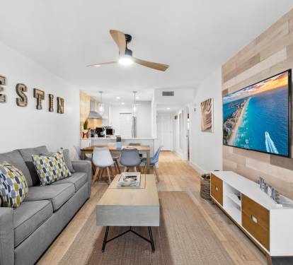 Living area. Very functional space for everyone 