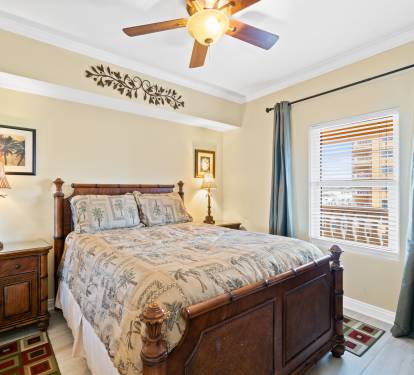 Queen bedroom