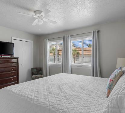Master Bedroom (King)