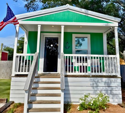 Cottage 6 Exterior
