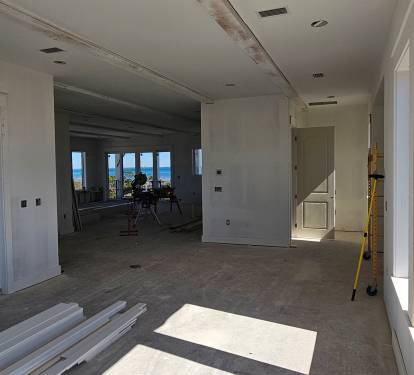 Dining Room looking back into the kitchen/living room