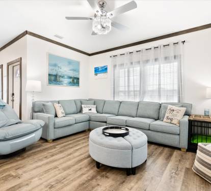 Queen Sectional Sofa