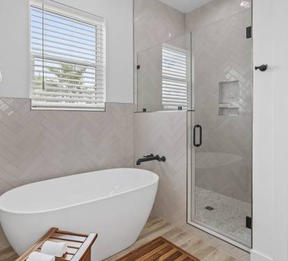 Bathroom # 1: Private Bath with tub and shower (First Floor)