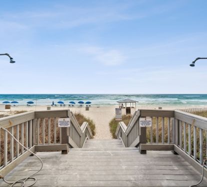 Path to the beach