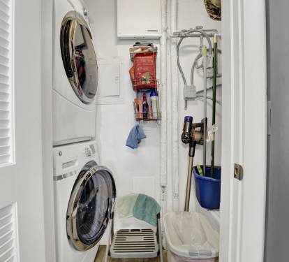 Laundry Area locatied in Kitchen